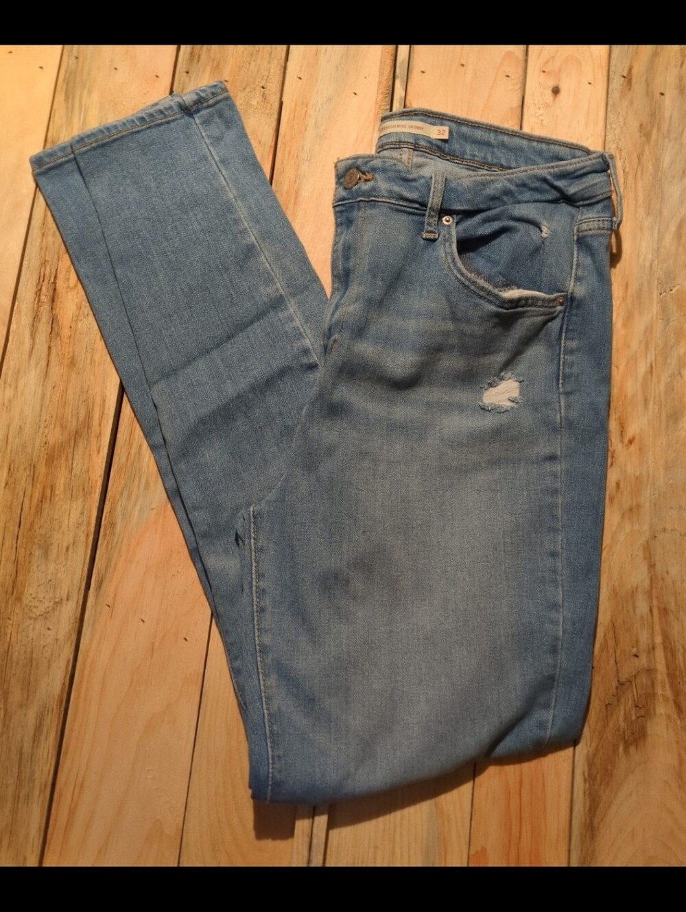 Levis 721 high rise skinny jeans